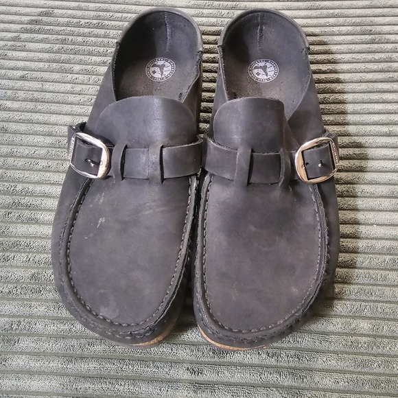 Birkenstock Charcoal Clogs with Brass Buckle - Picture 2 of 5